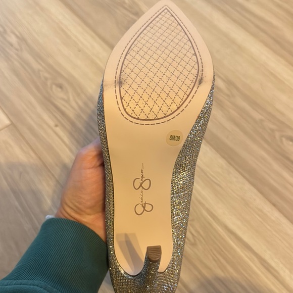 Jessica Simpson Silver Glamorous Heels - Never Worn - Picture 3 of 4